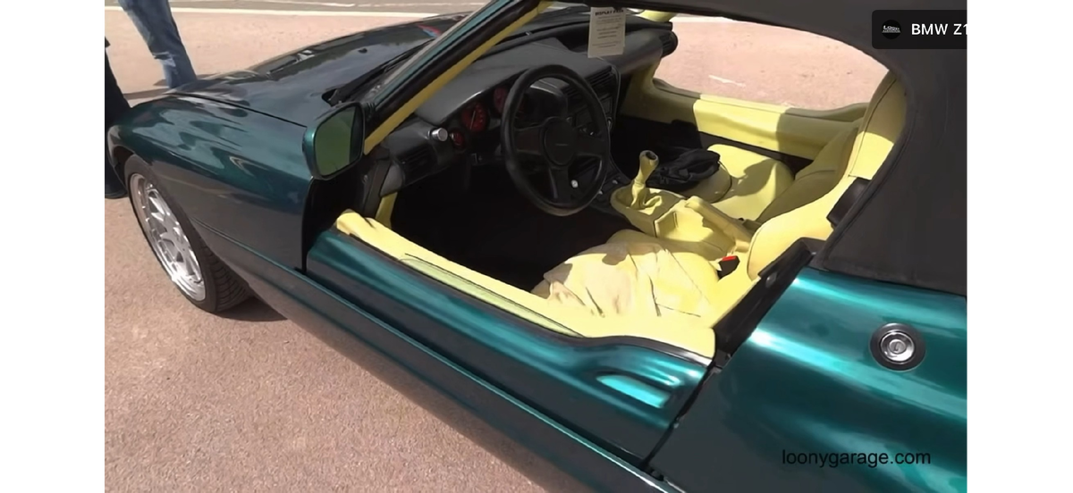 Раз уж мы сегодня активно используем заимствования из иностранных языков, то и здесь позволим себе немного англицизмов. WHY?! В языке Байрона и Шекспира это слово обозначает не только «почему», но и «зачем» - и оба этих вопроса хочется адресовать создателям данного автомобиля. 
