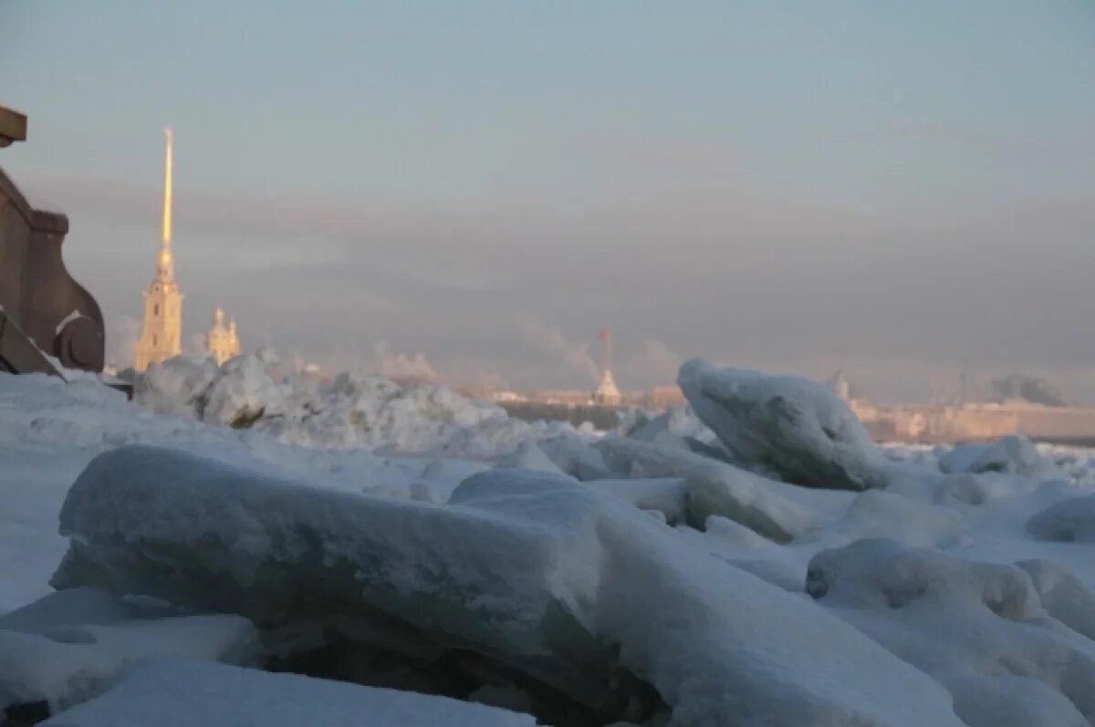    В Петербурге продлили «жёлтый» уровень погодной опасности