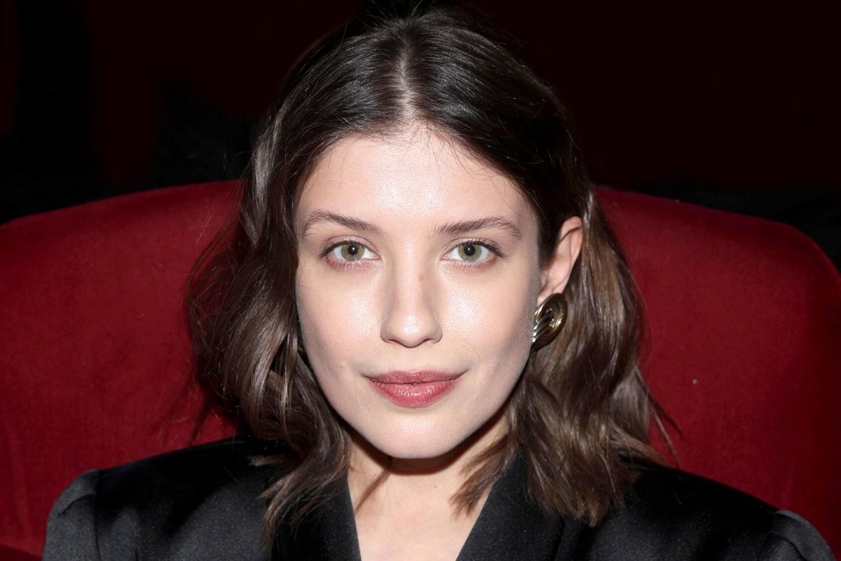     Анна Чиповская впервые после ухода из жизни мамы вышла на связь