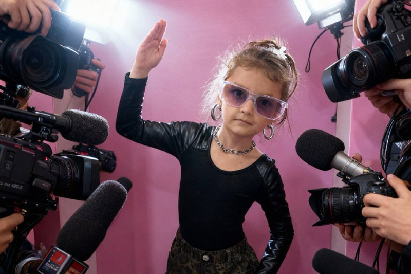 МИМИКА — «В моей искренности — секрет обаяния!»