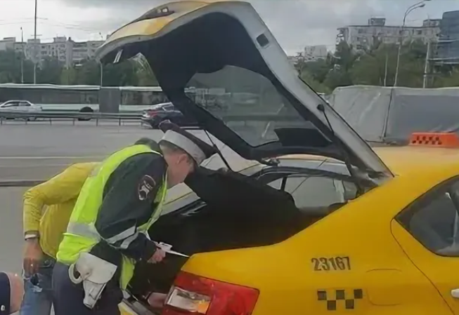 Скоро проктолога начнут использовать при облавах...