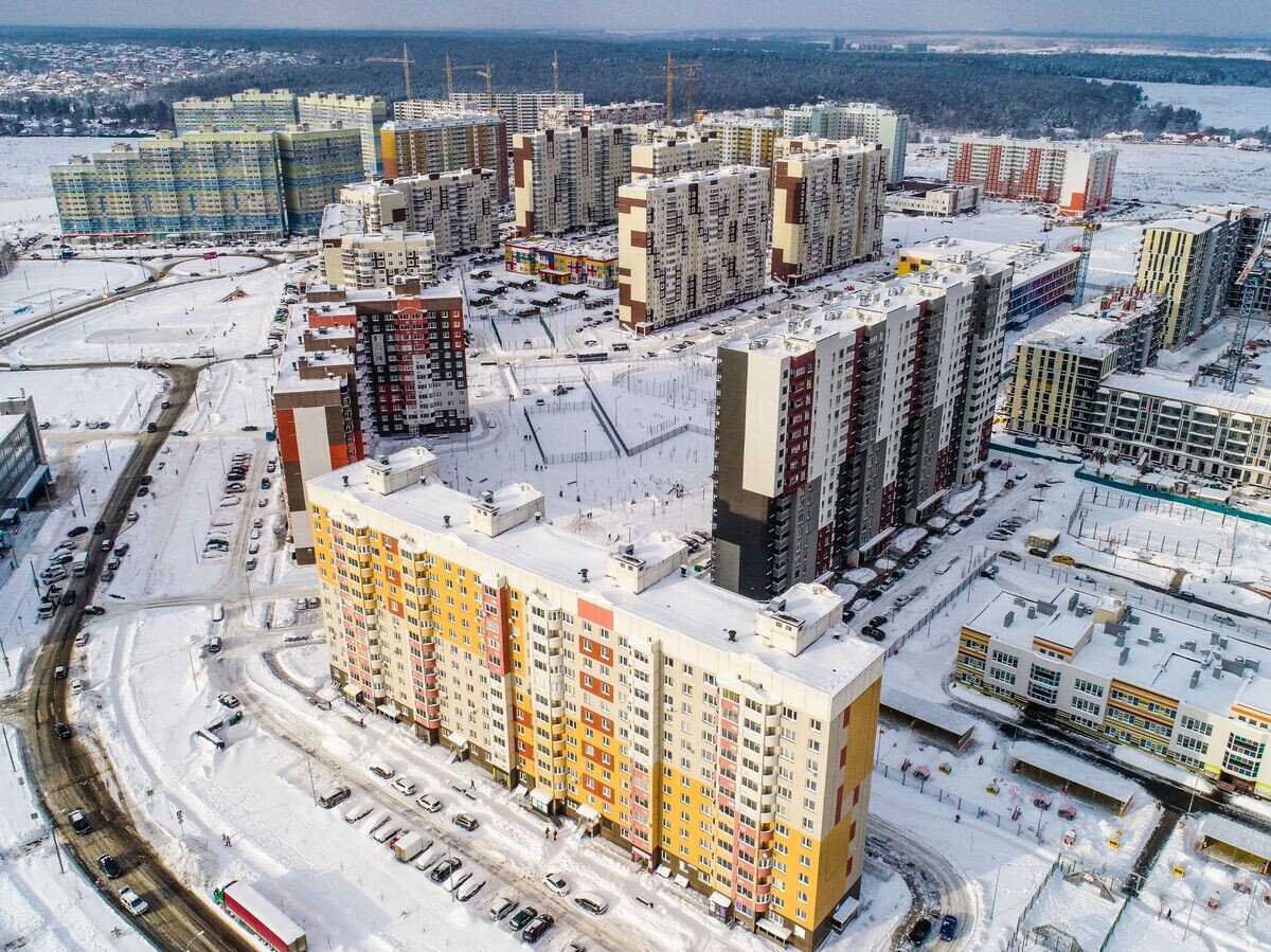    Дома ЖК "Новые Ватутинки" на территории Новой Москвы вдоль Калужского шоссе | © РИА Новости / Алексей Куденко