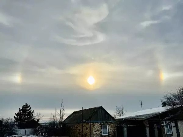 Три солнца появились в небе над Ростовской областью