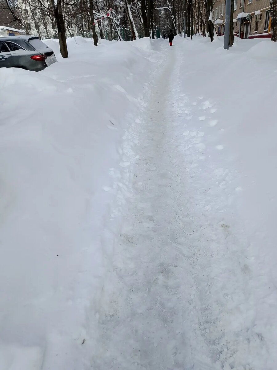 Москва.  Тротуар