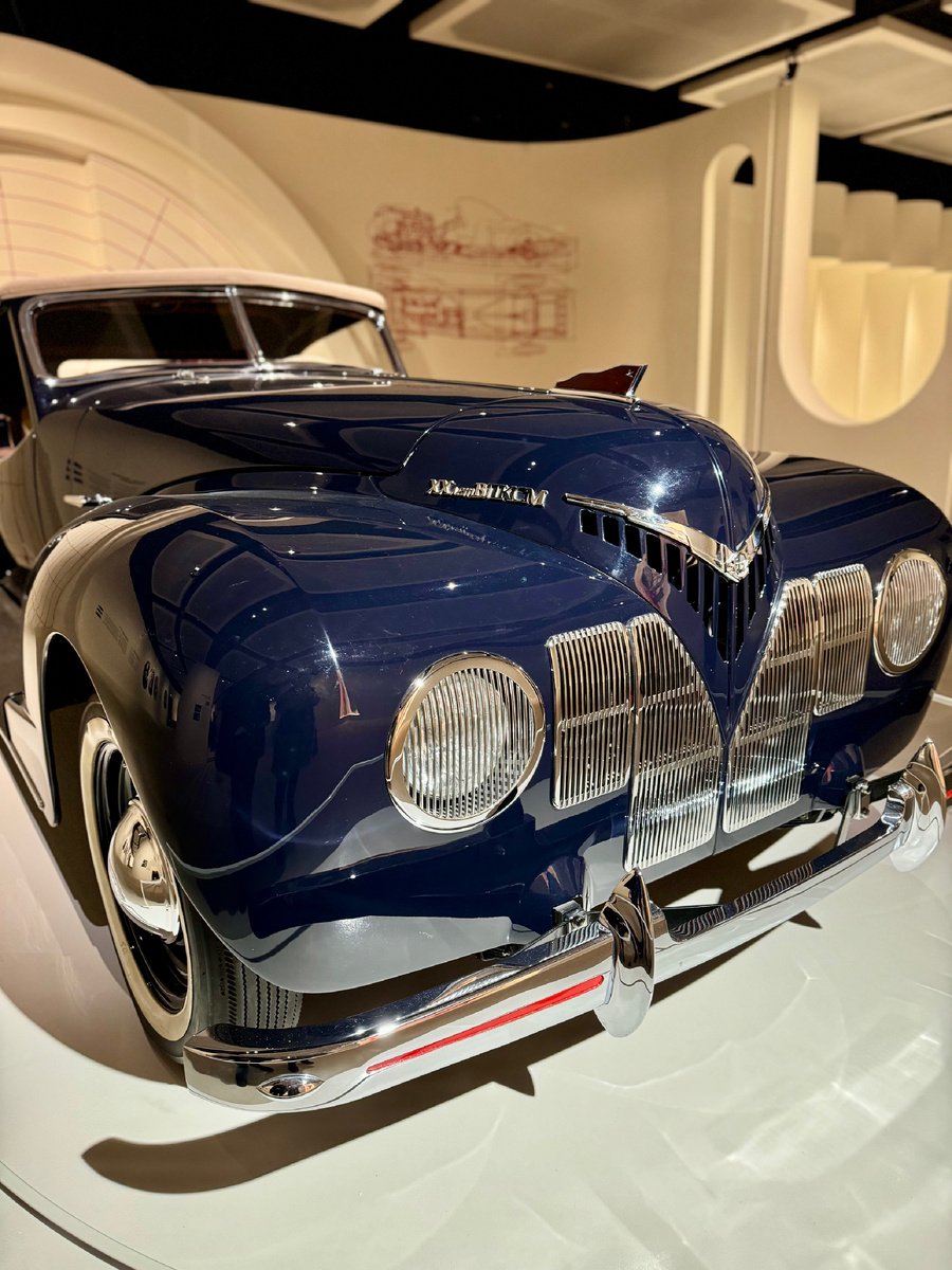 Автомобиль представительского класса «ЗИС-Спорт». Фото автора статьи. 