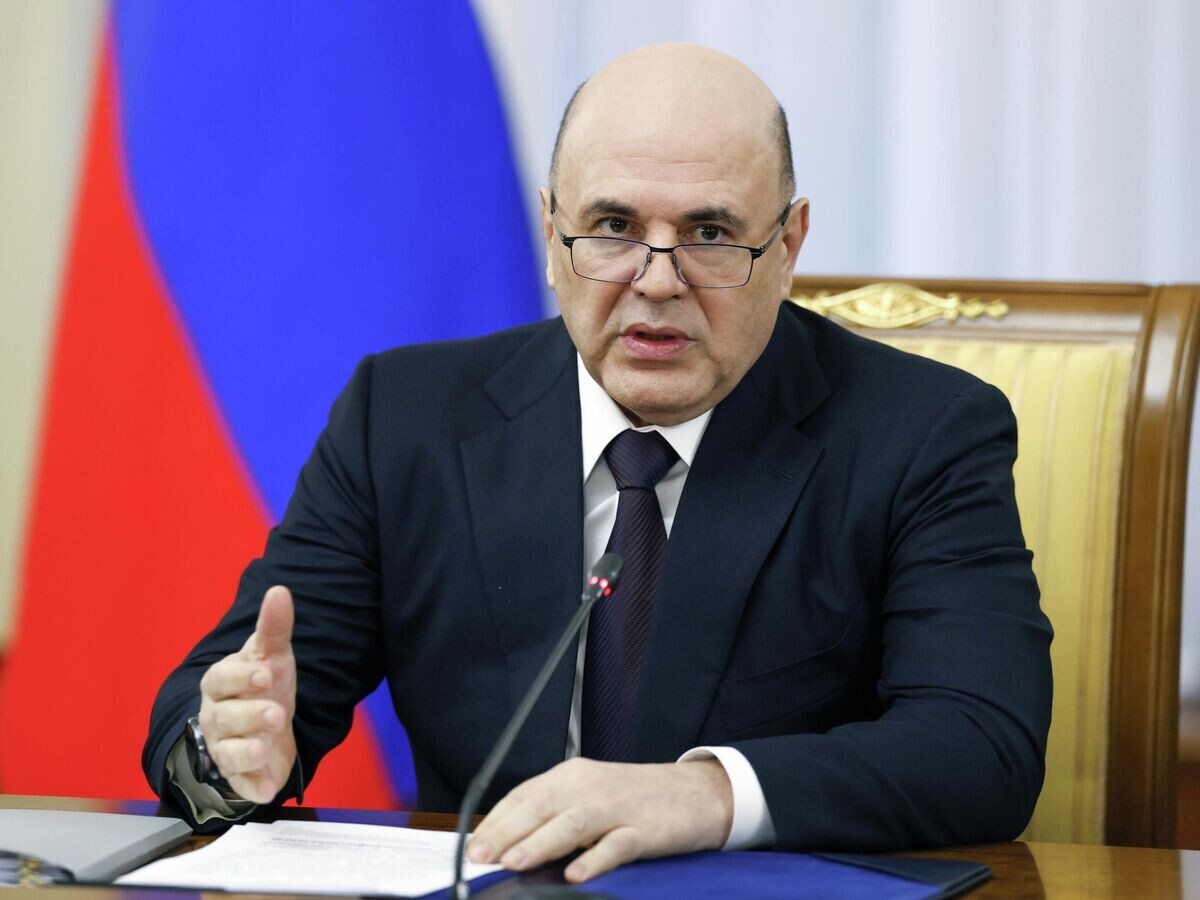    Председатель правительства РФ Михаил Мишустин проводит встречу с депутатами думской фракции КПРФ | © РИА Новости / Дмитрий Астахов