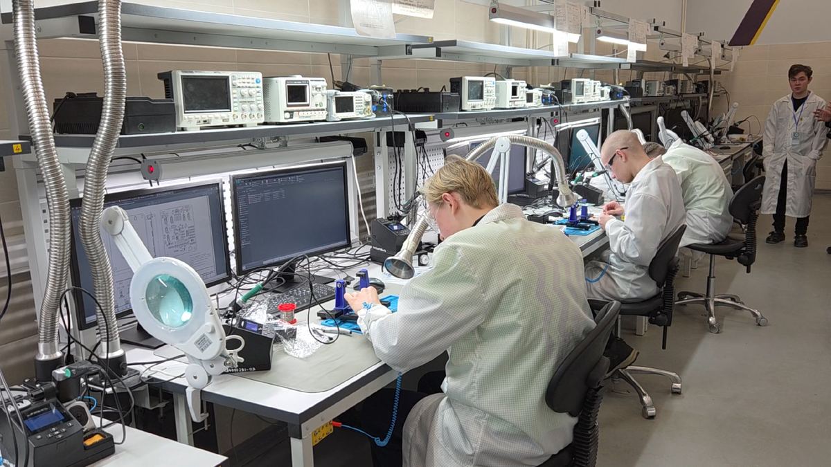 Лучшие студенты показывают своё мастерство 