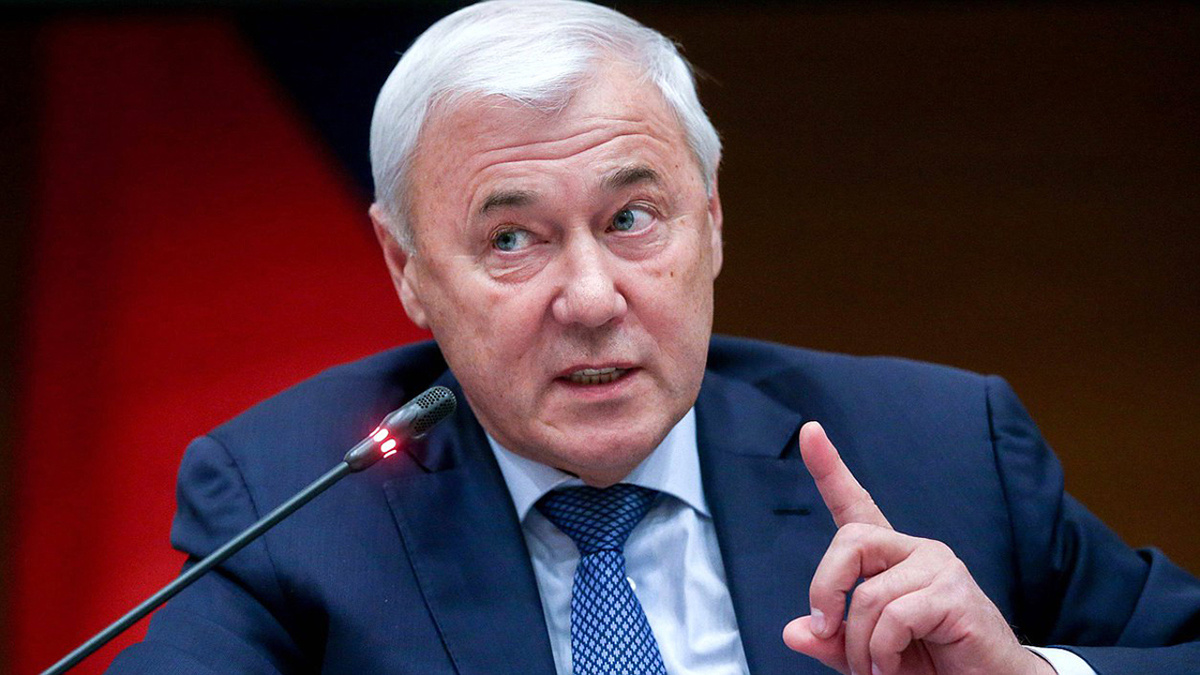 Депутат рекомендовал вкладывать деньги в краткосрочные депозиты и в золото