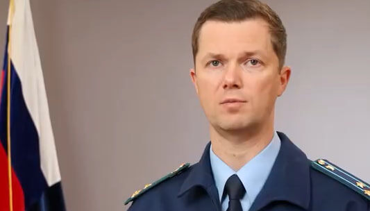     Узнали, какой максимальный срок грозит восьмикласснице из покровской школы