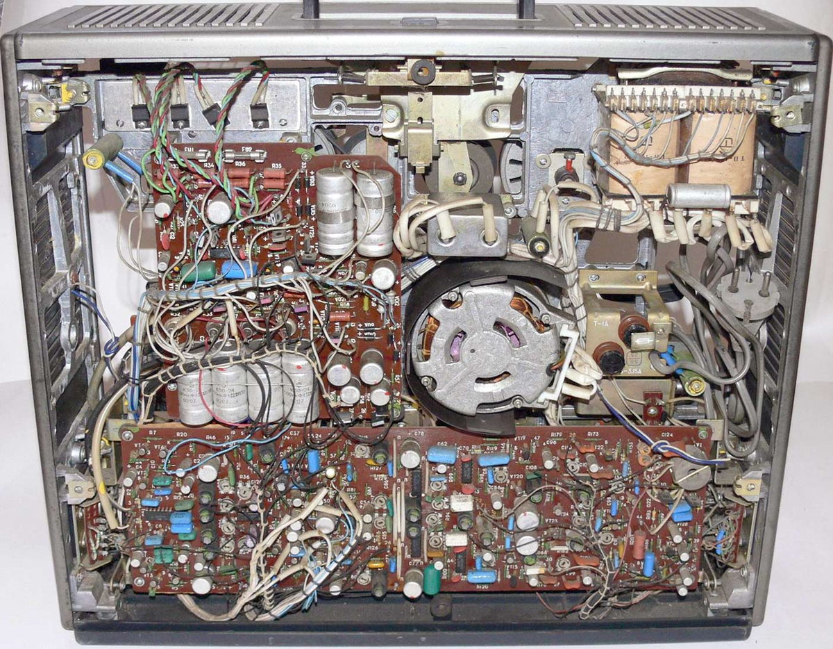 Астра-111, вид сзади