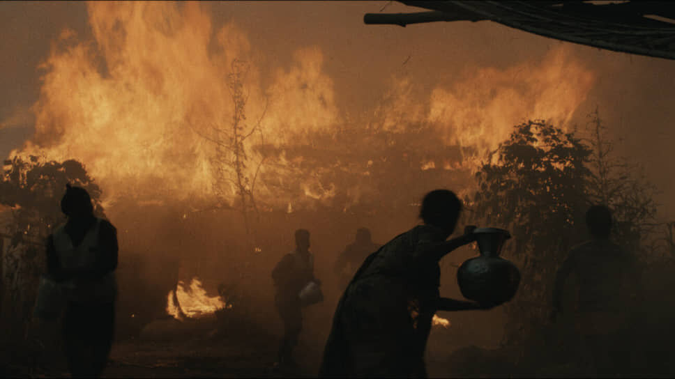 Бангладешский «Ройд» Меджбаура Рахмана Сумона — притча буйная, но зрелищная — вполне может оказаться лидером конкурса.📷Фото: IFFR