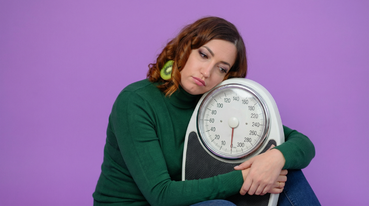 Вот перестану держать себя в руках, и всё полетит к чёрту...