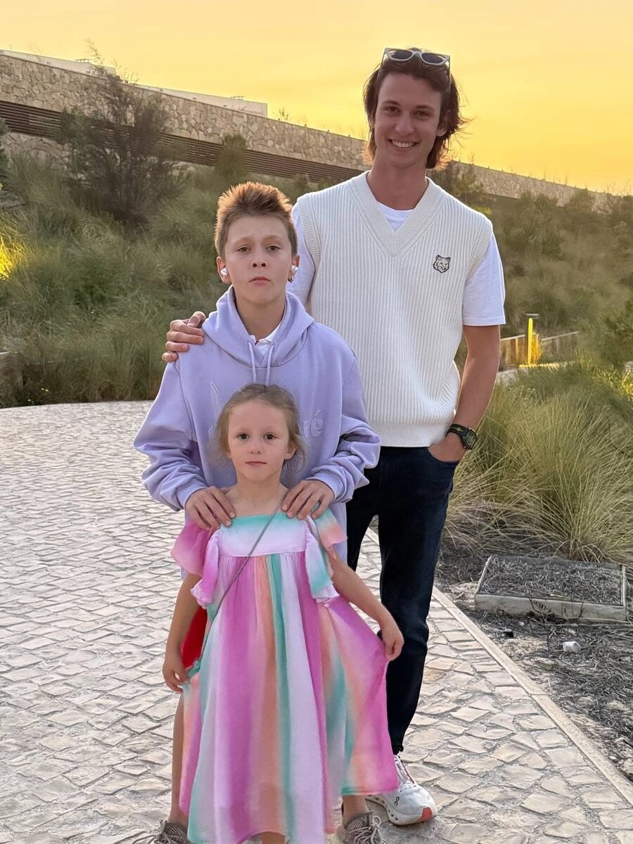    Фото: соцсети./ Альбина Джанабаева в VK