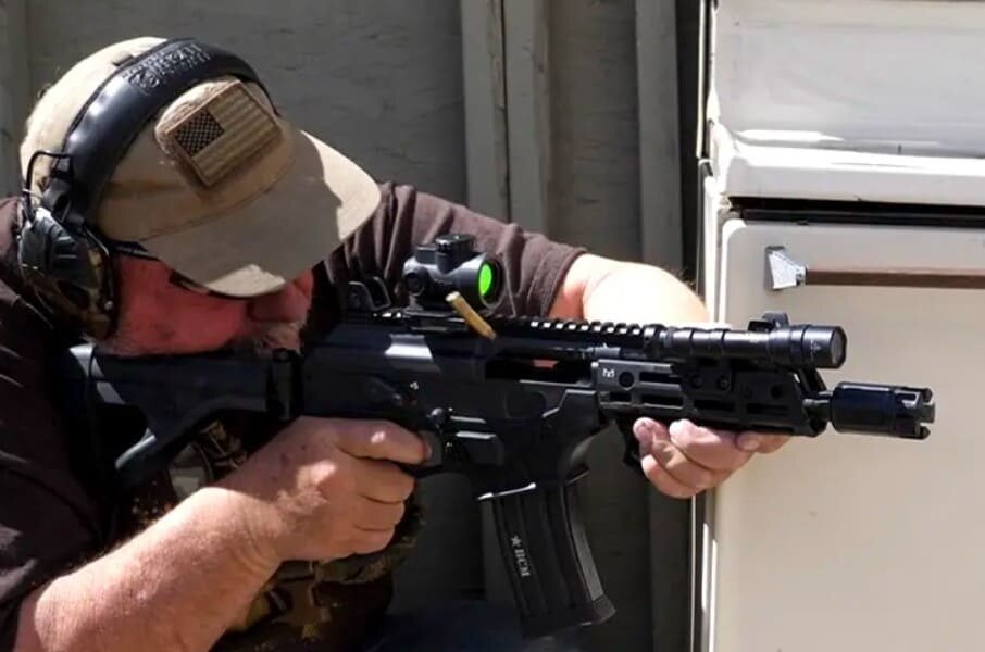 Тренировка с карабином.