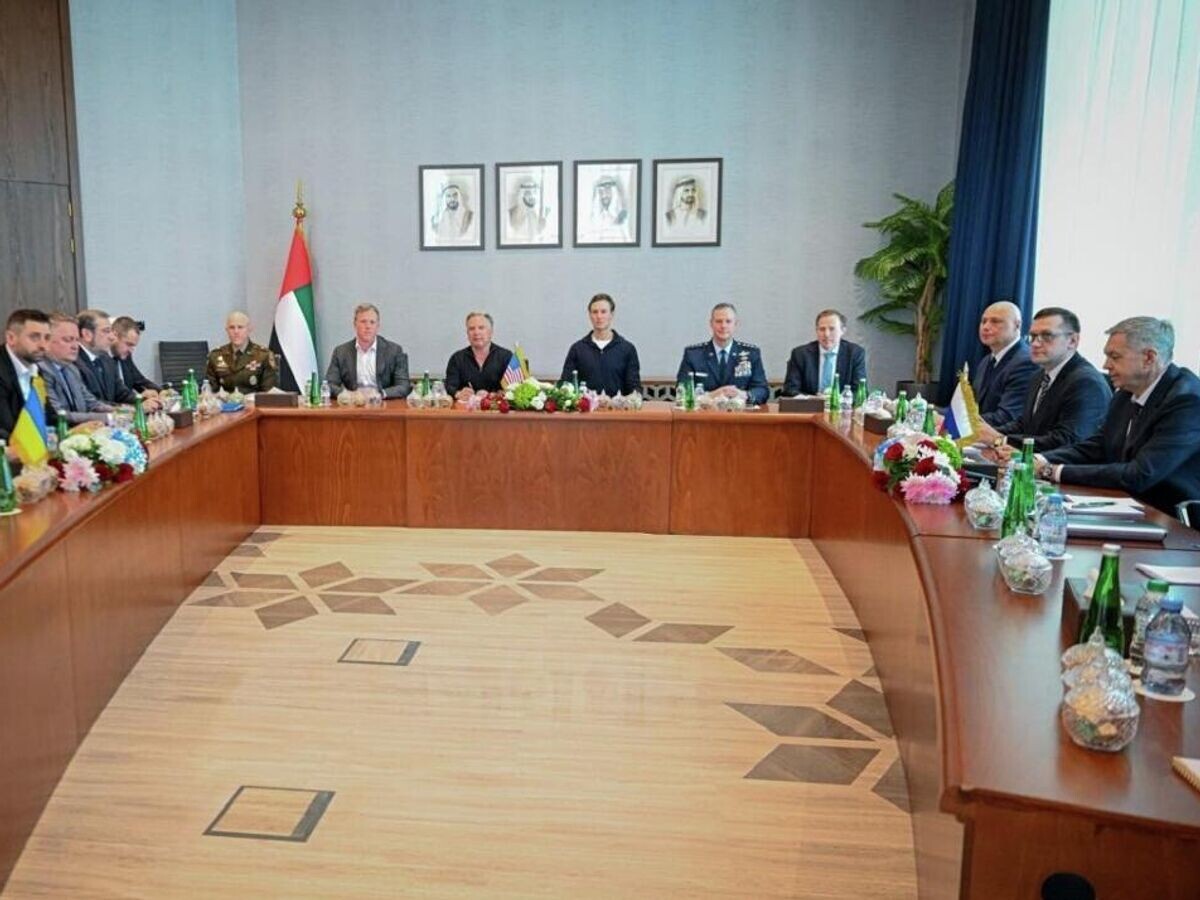    Второй раунд переговоров представителей РФ, США и Украины в Абу-Даби | © РИА Новости / МИД ОАЭ