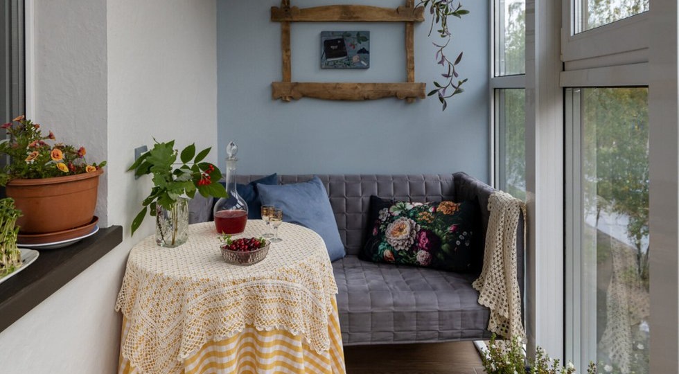 Балкон без утепления: реалистичные варианты использования 8 месяцев в году