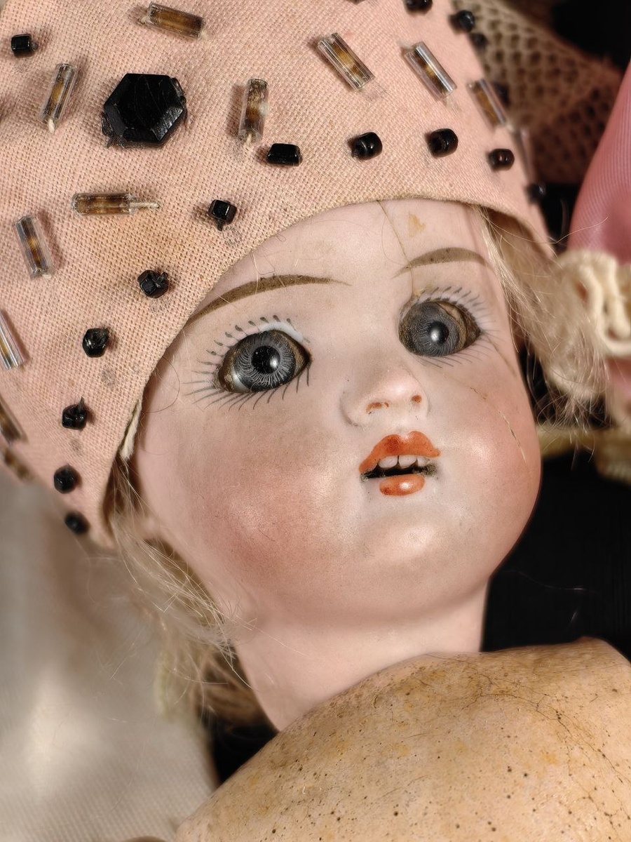 Кукла Aдaм Шpaер и Якоб Фингеpгут