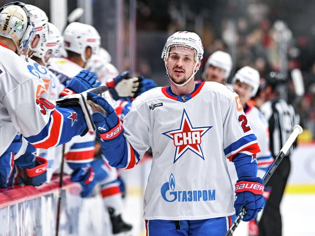    Хоккеист СКА Бреннан Менелл | © РИА Новости / Алексей Мальгавко