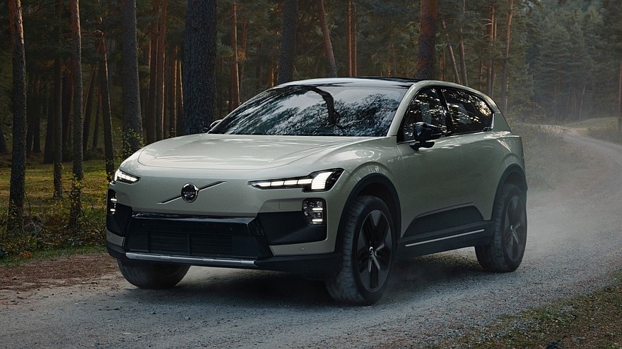    Volvo EX60 Cross Country