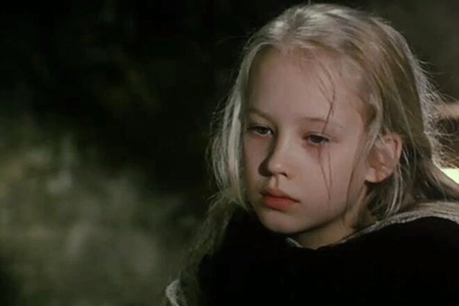 кадр из сериала "ведьмак" 2002 года