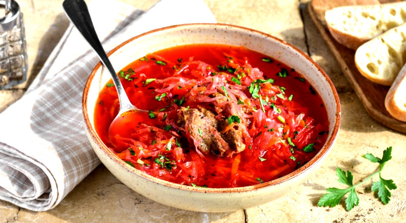 Борщ как у бабушки: мой любимый рецепт настоящего украинского борща