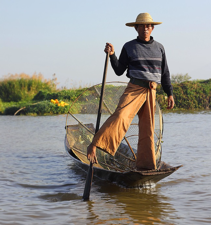 как же он чертовски колоритен!
