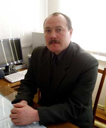 Начальник отдела образования и молодежной политики (2006)...