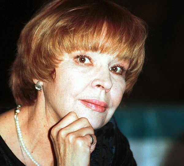 Скрывала потерю детей и жила в разрухе: Как сложилась судьба Анфисы из «Вечного зова» после славы и трагедий