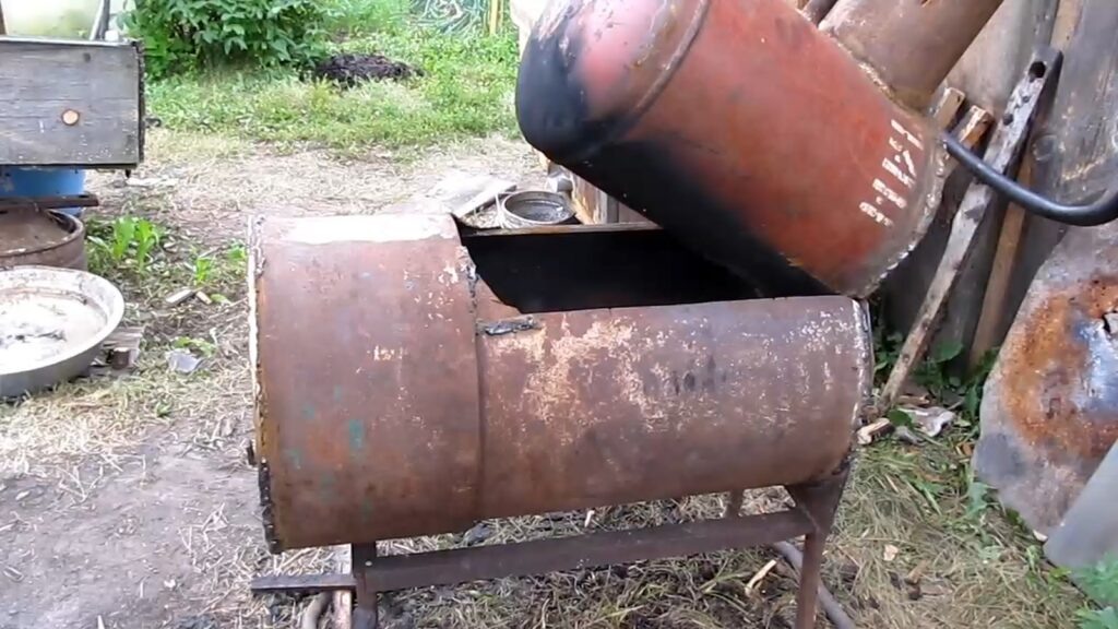 Печка и съёмный бак парогенератора.