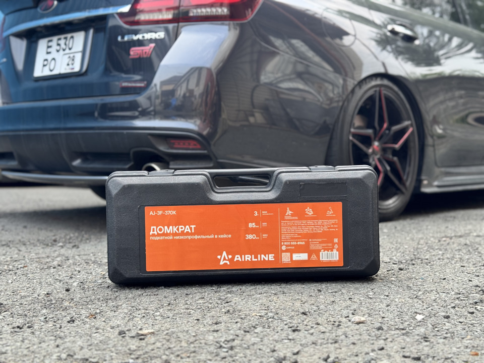 Вот потому и приобрели этого красавца! Лично я попала в момент распродаж и цена на него была около 6тр