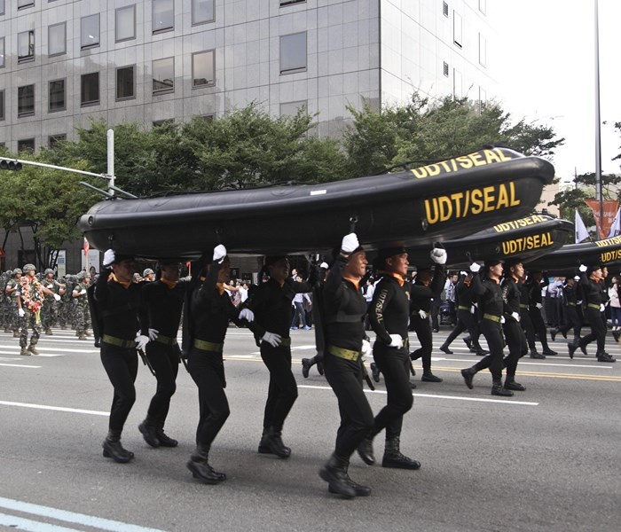 ВМФ на параде (Прибалтика)