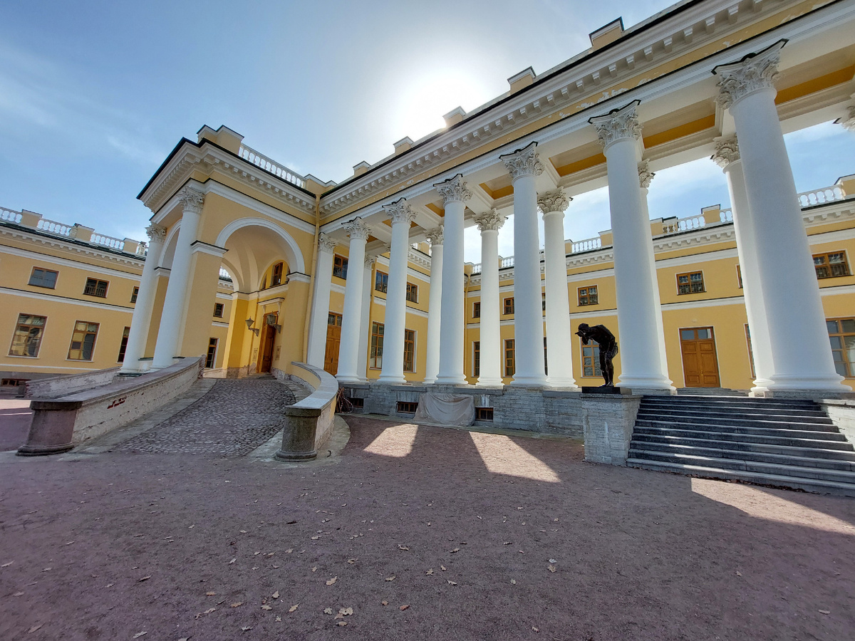 Александровский дворец в Царском Селе