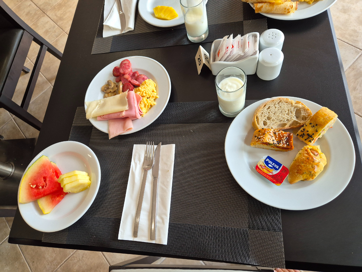 завтрак в отеле Agua,  Санта-Мария,  о.Сал  Кабо-Верде 