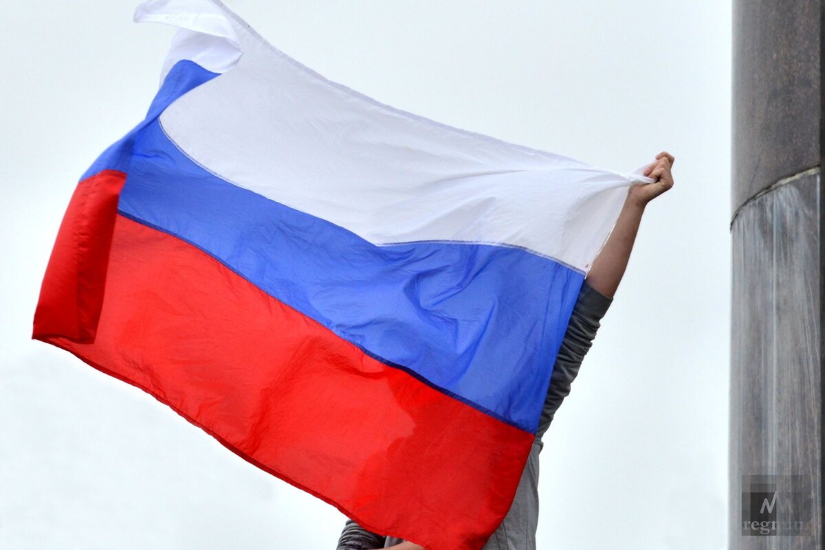    Флаг России / Источник: Юлия Карнаева © ИА REGNUM