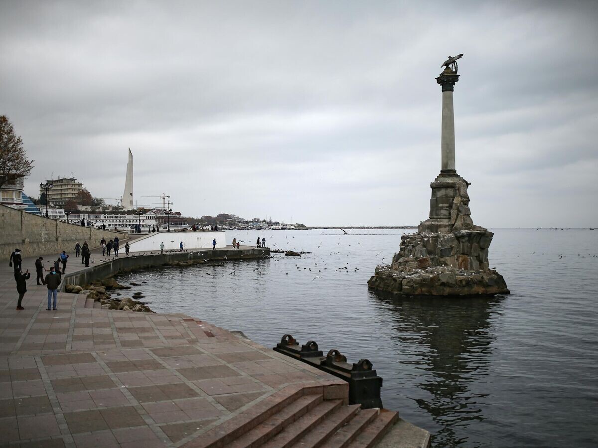    Памятник затопленным кораблям в Севастополе | © РИА Новости / Константин Михальчевский