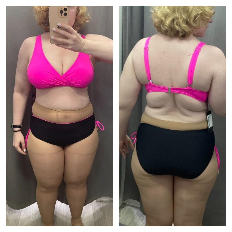 Здесь я даже колготки снимат не стала потому что ноги ужасно выглядят. 