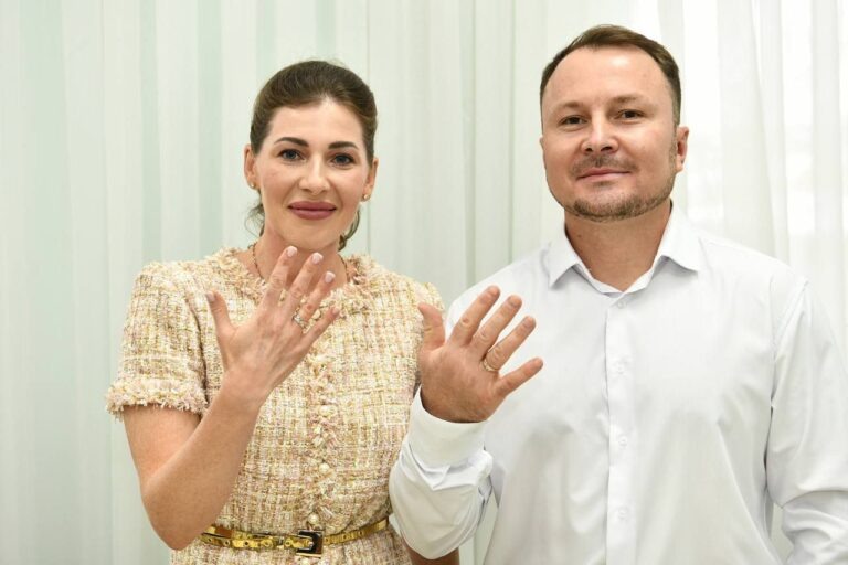    В январе в Орске зарегистрировали 58 браков и 12 разводов Оренбуржье