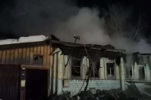    Пожилая женщина оказалась заблокирована и не могла выбраться наружу Фото: ГУ МЧС по Пермскому краю