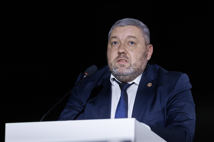    Глава Верхнеуслонского района Евгений Варакин: «Иннополис развивается семимильными шагами. Вы действительно являетесь главным драйвером района. Здесь создаются высокие технологии, растут будущие гении».   
Фото: «БИЗНЕС Online»