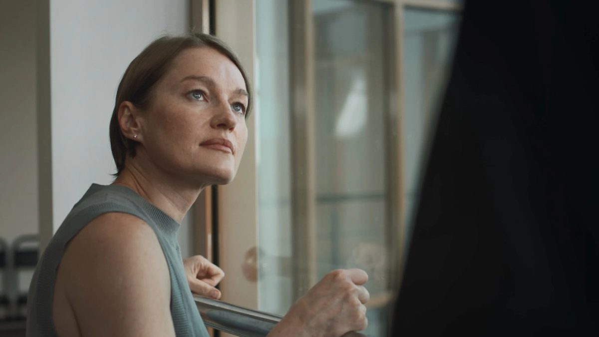 Виктория Толстоганова в роли жены судьи. Фото Яндекс.Картинки. 