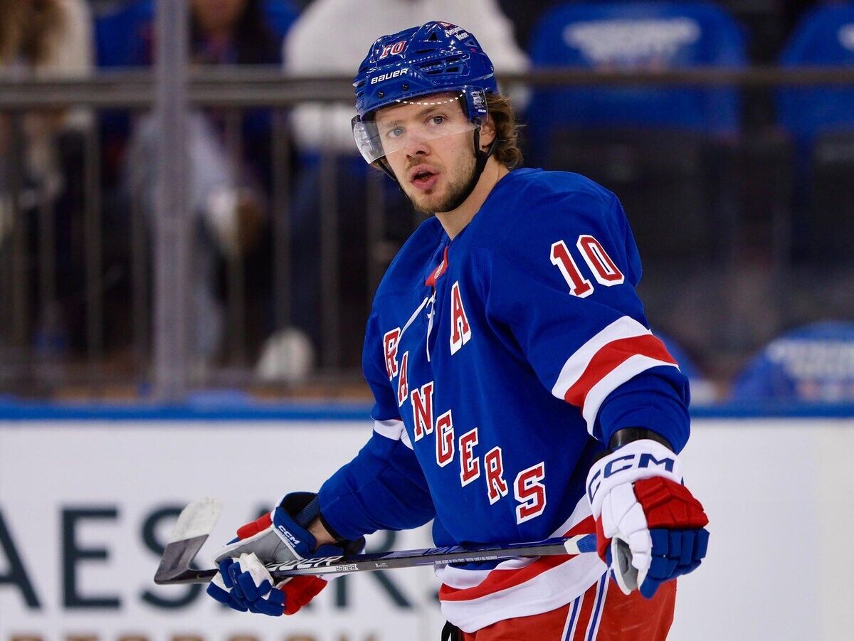    Хоккеист "Нью-Йорк Рейнджерс" Артемий Панарин | © Фото : x.com/NYRangers