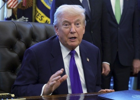    Трамп заявил, что остановил превращение войны на Украине в ядерную, и предложил разработать современный договор вместо ДСНВ