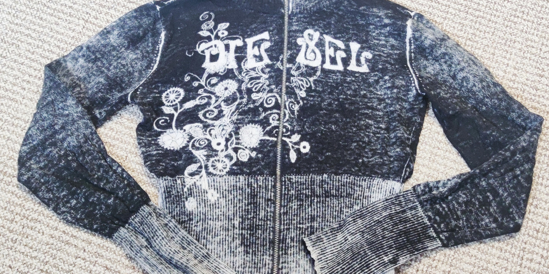 Находки (гора юбок и сокровища)