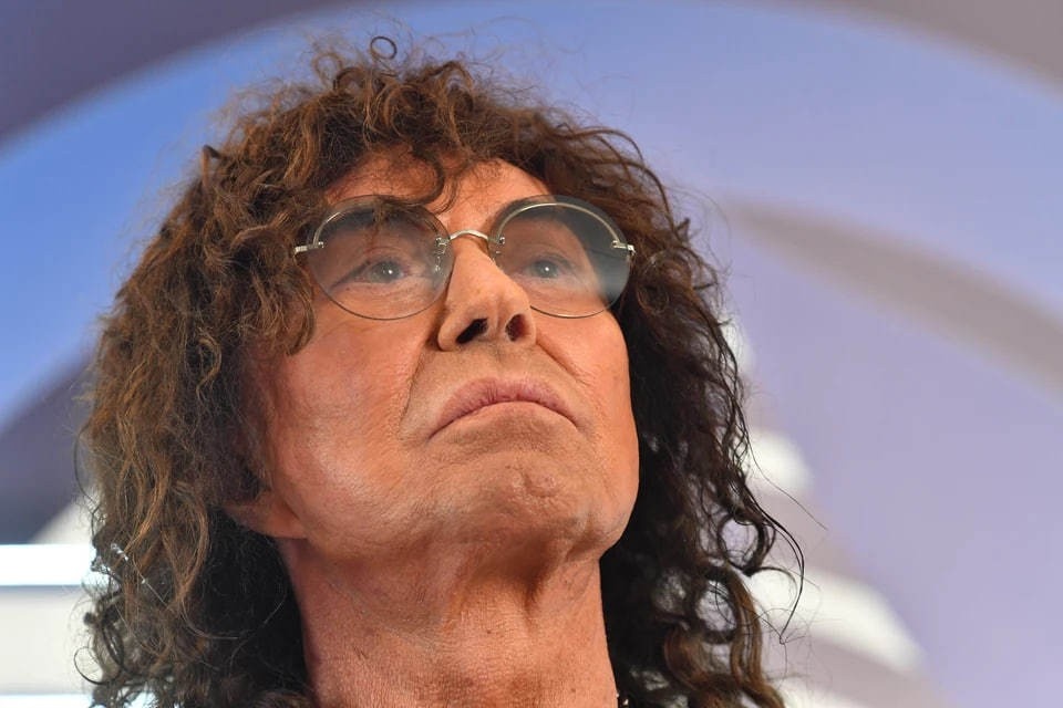    Певец Валерий Леонтьев продал в РФ свой Maybach Иван МАКЕЕВ