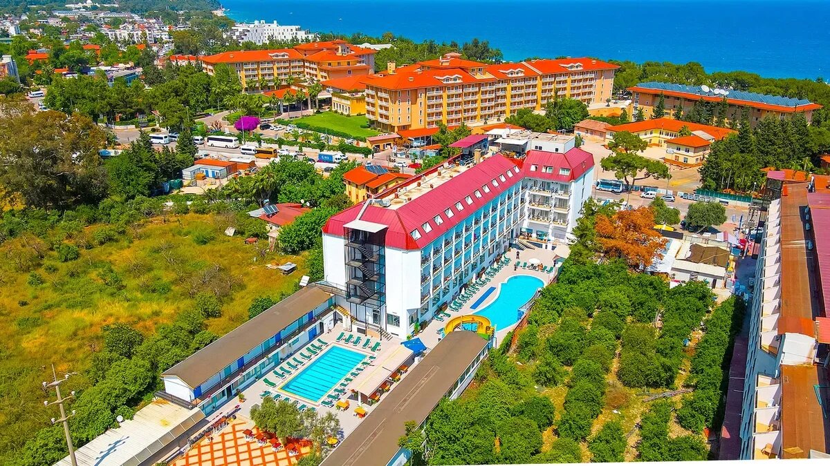    Anita Matiate 4* расположен в провинции Анталья, в поселке Бельдиби (регион Кемер). Отель стоит на второй береговой линии. Расстояние до Кемера – 15 км, от аэропорта Антальи – всего 35 км. Фото: предоставлено FUN&SUN