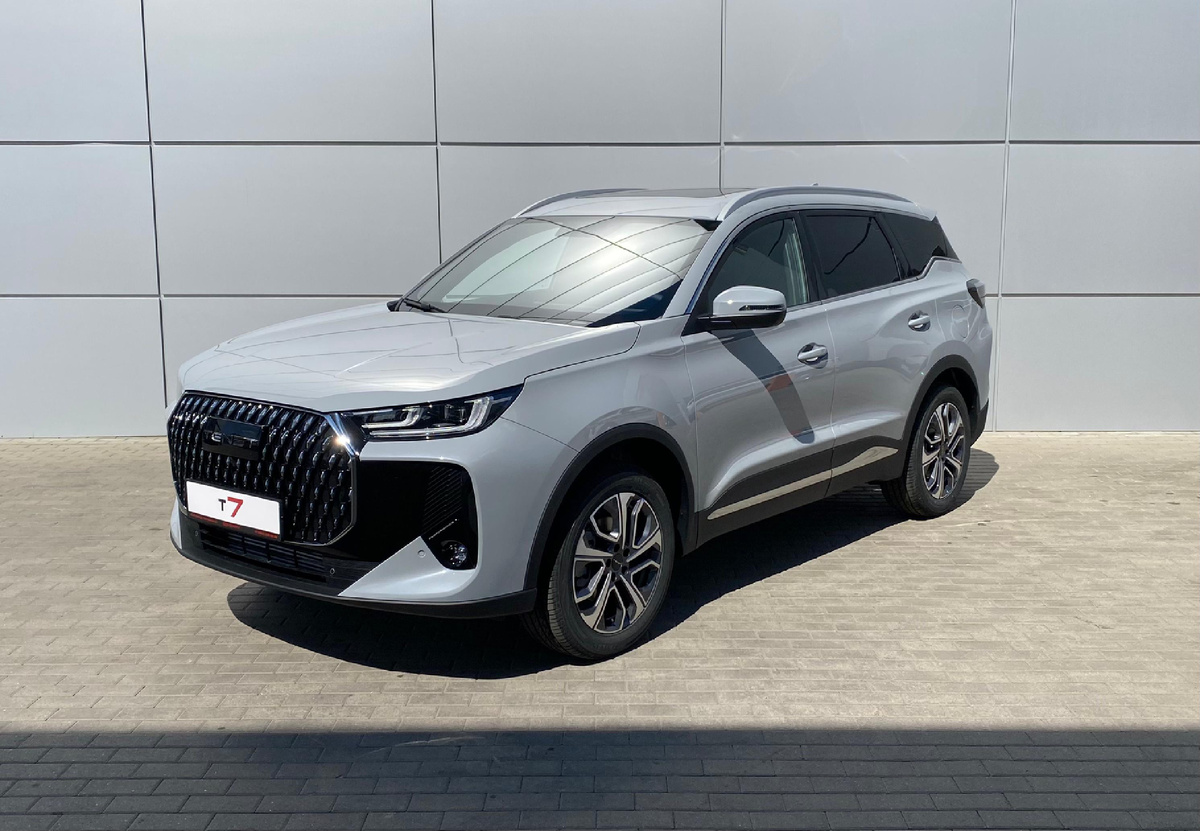 Tenet T7 — вид спереди