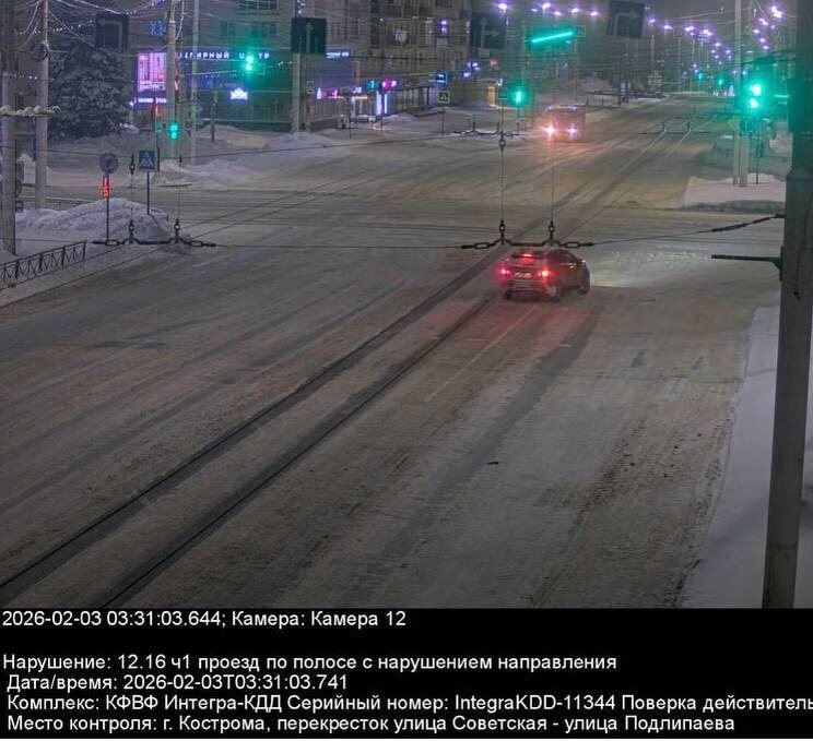 Сплошной разметки не видно под снегом: как ГИБДД штрафует водителей за её нарушение зимой