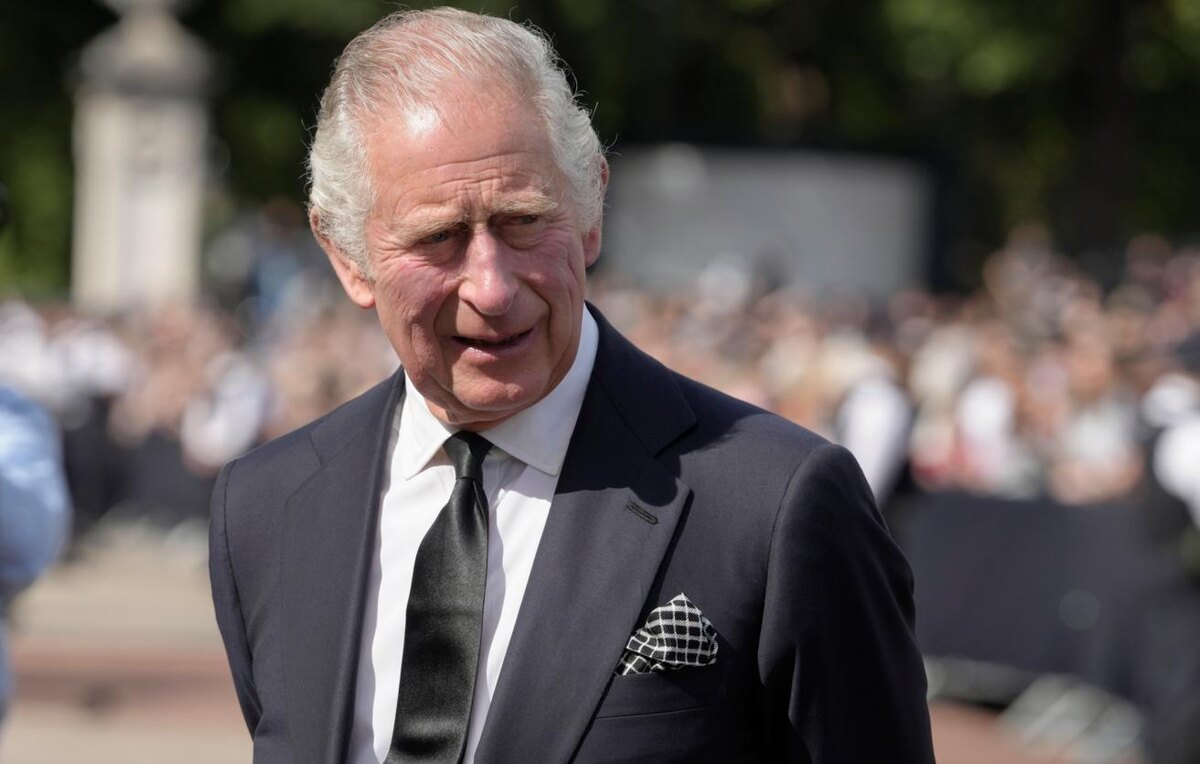 Его Величество Карл Третий