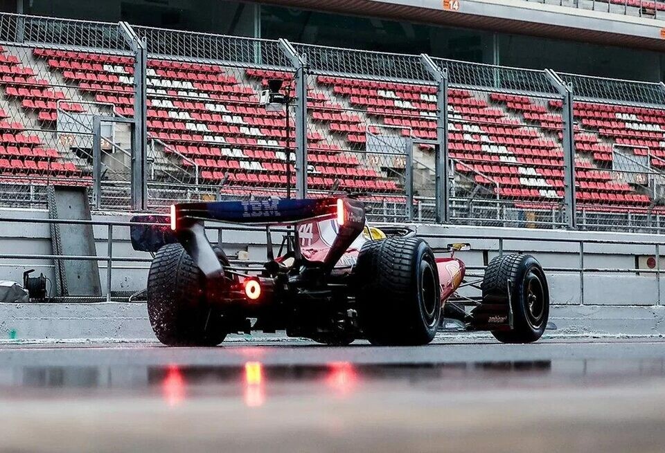    «Самое главное – ничего не упустить». Хэмилтон предупредил FerrariFerrari