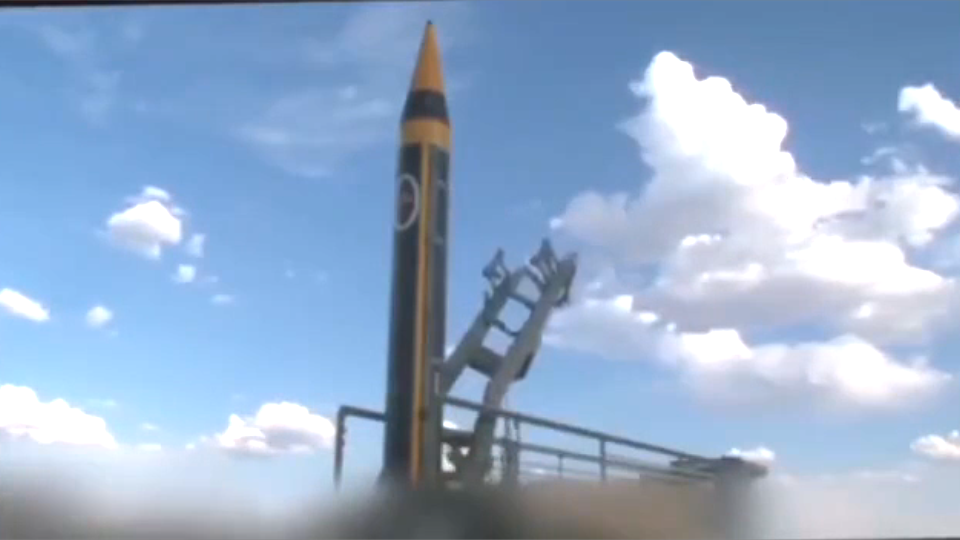 Запуск баллистической ракеты Khorramshahr 4 Ирана